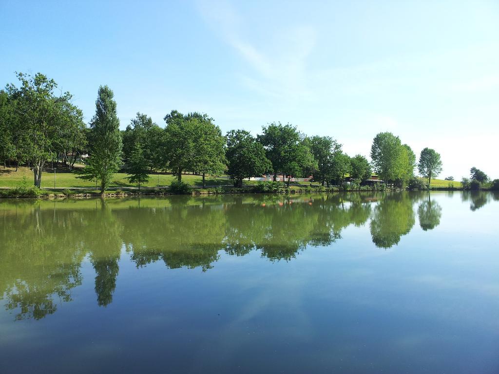 Lac De Cancon Exterior foto